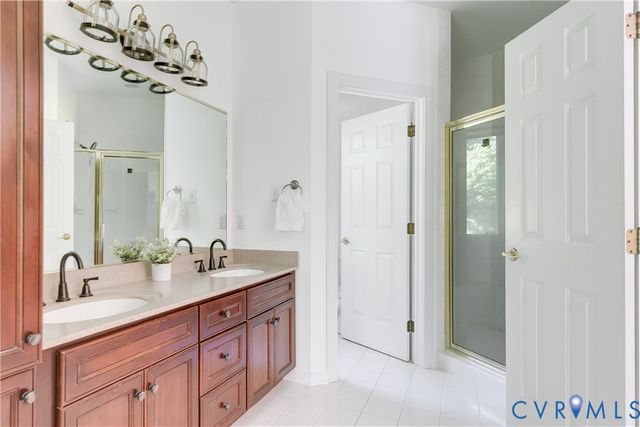 2400 Whitecastle Dr, Midlothian, VA 23113