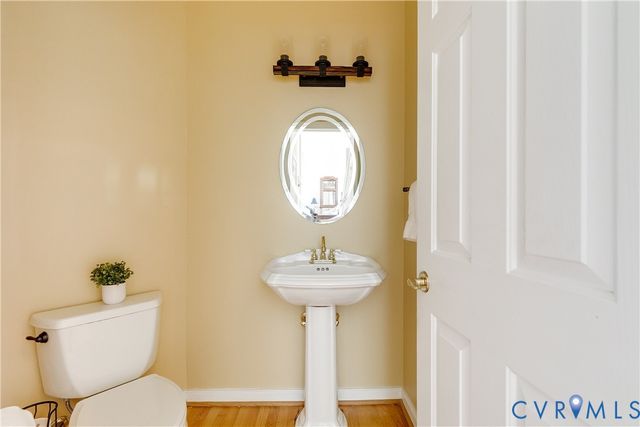2400 Whitecastle Dr, Midlothian, VA 23113