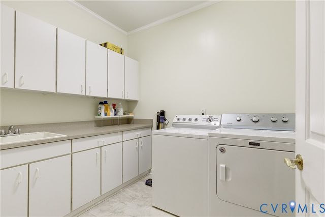 2400 Whitecastle Dr, Midlothian, VA 23113