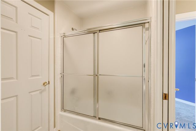 2400 Whitecastle Dr, Midlothian, VA 23113
