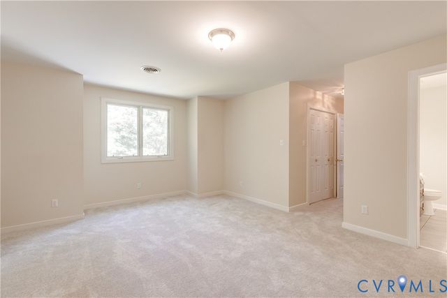 2400 Whitecastle Dr, Midlothian, VA 23113