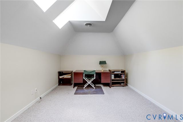 2400 Whitecastle Dr, Midlothian, VA 23113