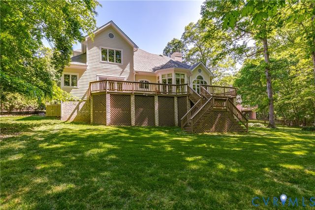2400 Whitecastle Dr, Midlothian, VA 23113