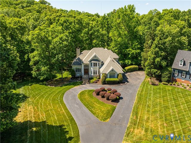 2400 Whitecastle Dr, Midlothian, VA 23113