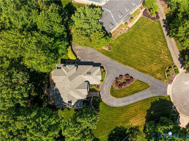 2400 Whitecastle Dr, Midlothian, VA 23113