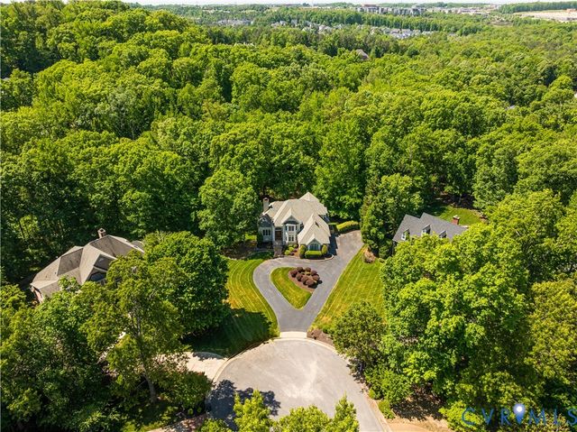 2400 Whitecastle Dr, Midlothian, VA 23113