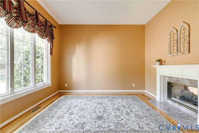 2400 Whitecastle Dr, Midlothian, VA 23113