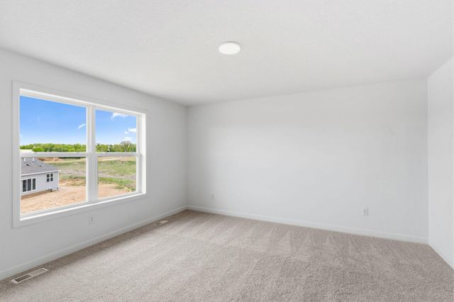 650 Sierra Parkway, Waconia, MN 55387