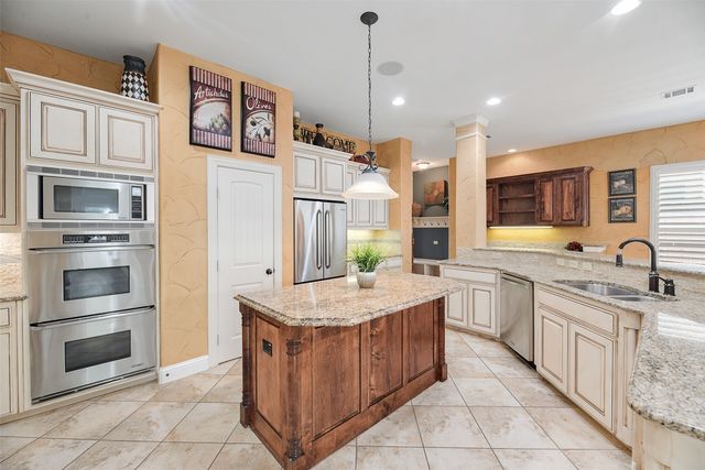 409 Silverado Trail, Keller, TX 76248