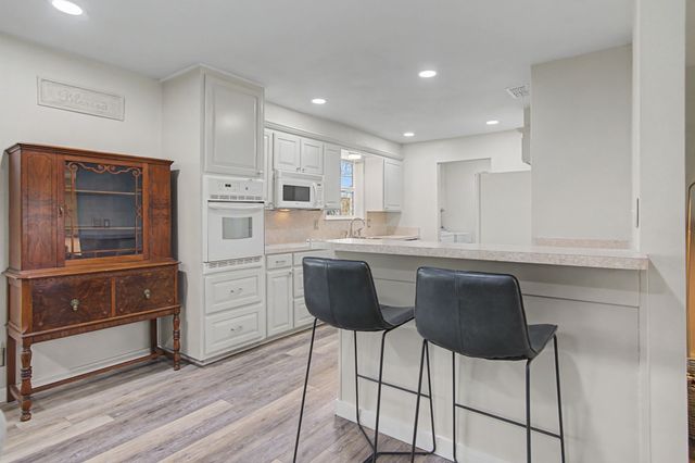 405 Torrey Street, Granbury, TX 76048