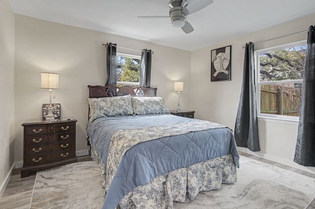 405 Torrey Street, Granbury, TX 76048