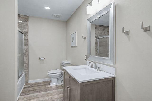 405 Torrey Street, Granbury, TX 76048