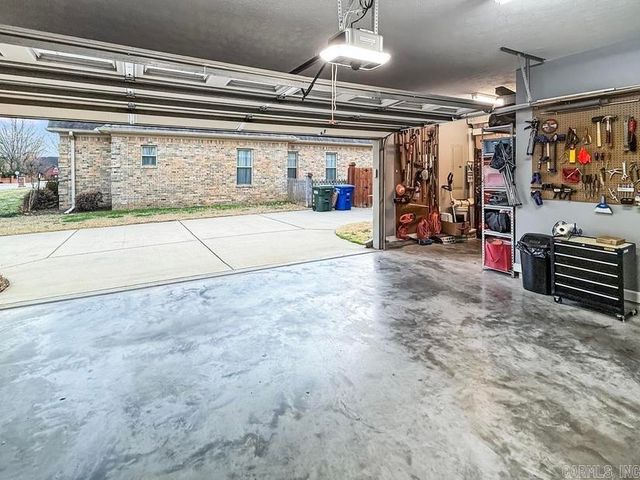 2125 Desha Drive, Conway, AR 72034