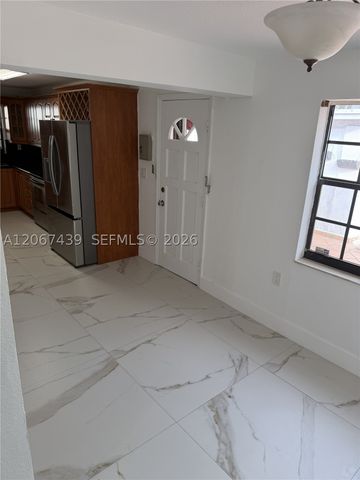 2424 SW 21st Ter Main, Miami, FL 33145