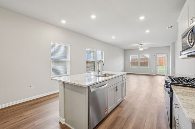 3524 Bridgeport Drive, Farmersville, TX 75442