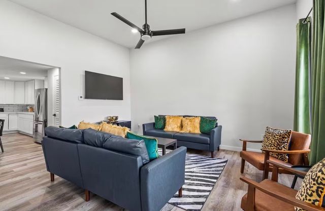 504 W Owing Street, Denison, TX 75020