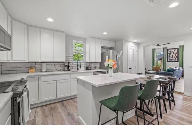 504 W Owing Street, Denison, TX 75020