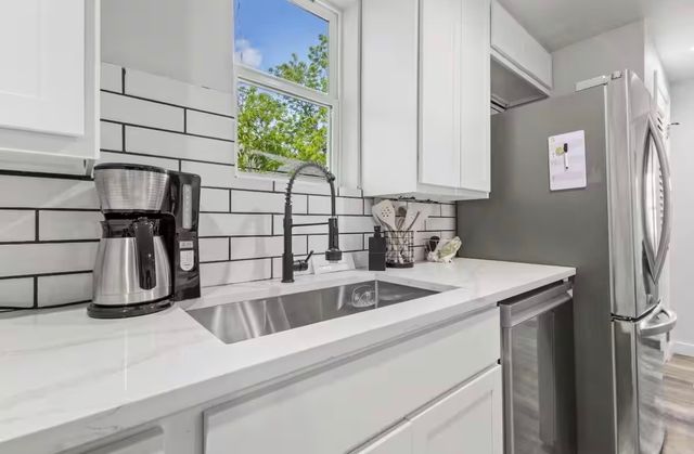 504 W Owing Street, Denison, TX 75020
