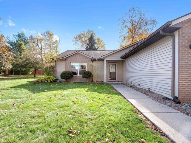 1905 Maple Lane, Garrett, IN 46738