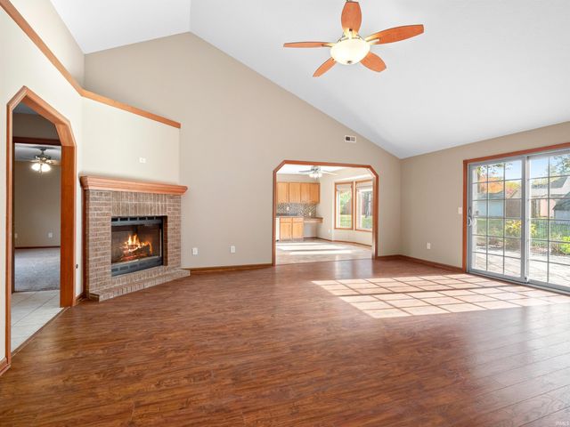 1905 Maple Lane, Garrett, IN 46738