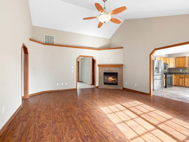 1905 Maple Lane, Garrett, IN 46738