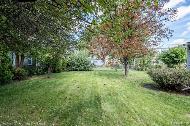 33618 Donnelly Street, Garden City, MI 48135