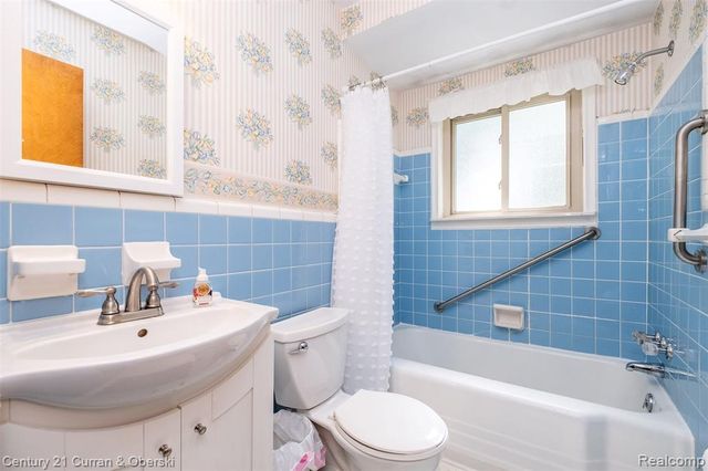 33618 Donnelly Street, Garden City, MI 48135