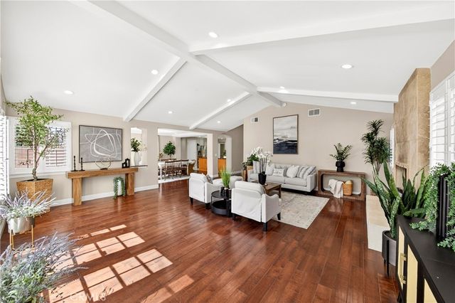 5188 Fox Hills, Buena Park, CA 90621