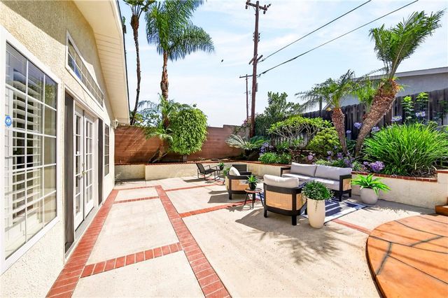 5188 Fox Hills, Buena Park, CA 90621
