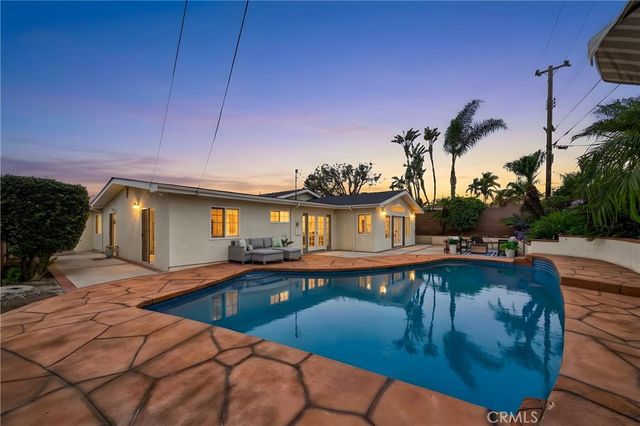 5188 Fox Hills, Buena Park, CA 90621