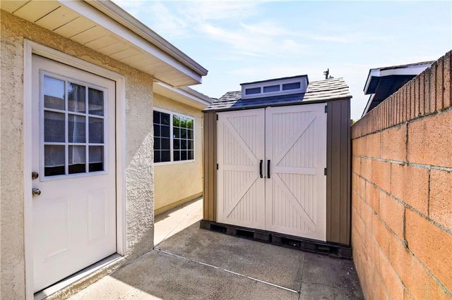 5188 Fox Hills, Buena Park, CA 90621