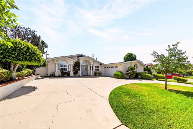 5188 Fox Hills, Buena Park, CA 90621