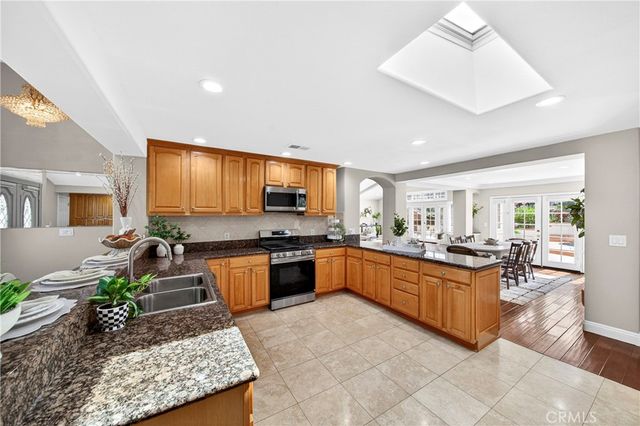 5188 Fox Hills, Buena Park, CA 90621