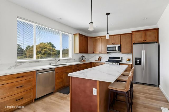 2017 Elson Way, Santa Rosa, CA 95403