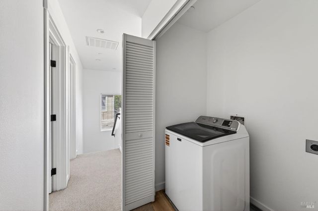 2017 Elson Way, Santa Rosa, CA 95403