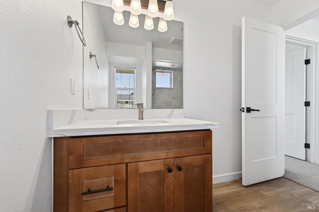 2017 Elson Way, Santa Rosa, CA 95403