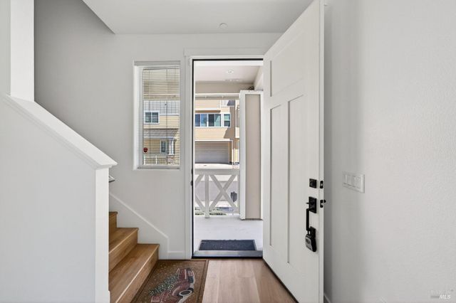 2017 Elson Way, Santa Rosa, CA 95403