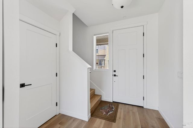 2017 Elson Way, Santa Rosa, CA 95403