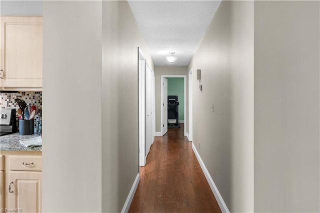 7166 Mantlewood Lane, Kernersville, NC 27284