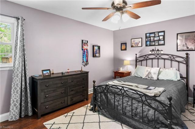 7166 Mantlewood Lane, Kernersville, NC 27284