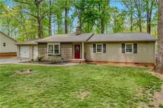 7166 Mantlewood Lane, Kernersville, NC 27284