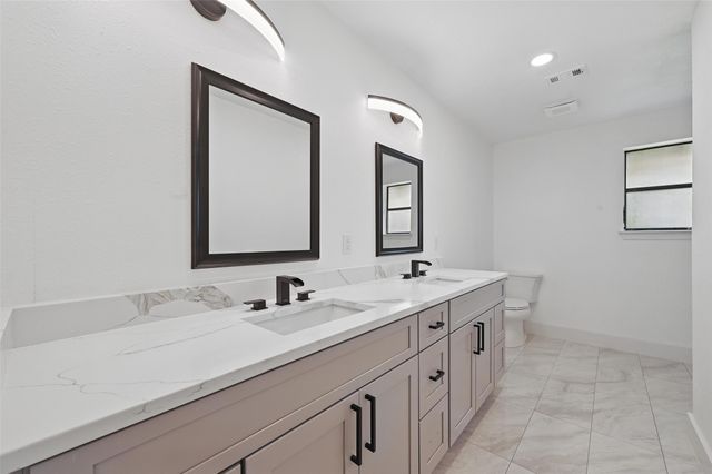 1425 Cassandra Circle, Desoto, TX 75115