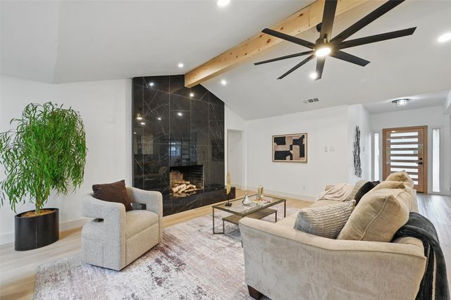 1425 Cassandra Circle, Desoto, TX 75115