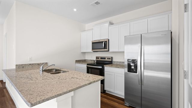 116 Arlington Dr, Chickamauga, GA 30707