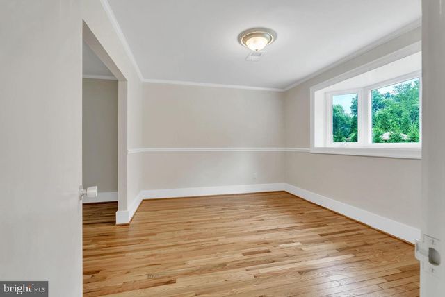 10911 CHANDLER RD, Potomac, MD 20854