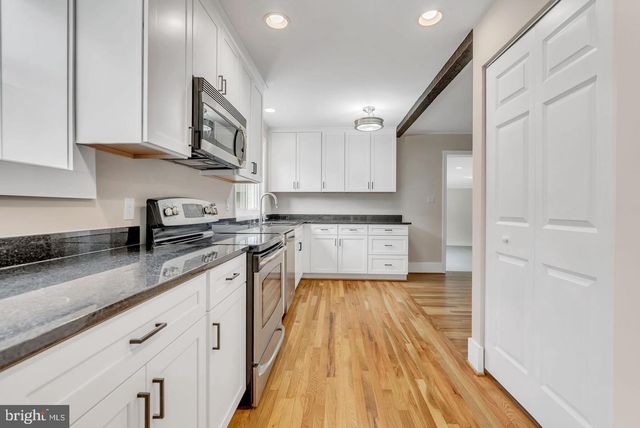 10911 CHANDLER RD, Potomac, MD 20854