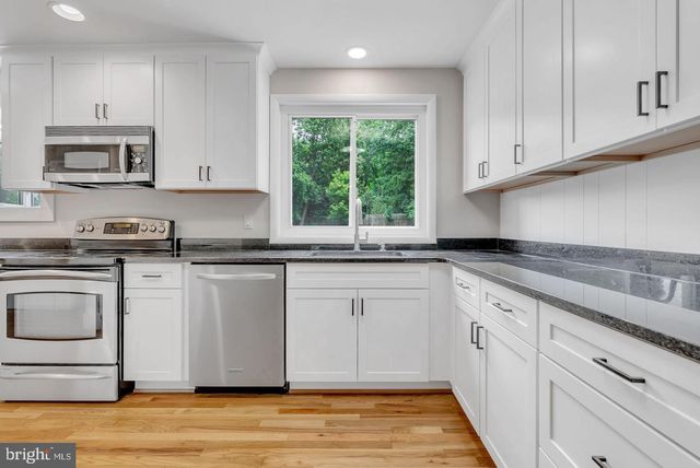 10911 CHANDLER RD, Potomac, MD 20854