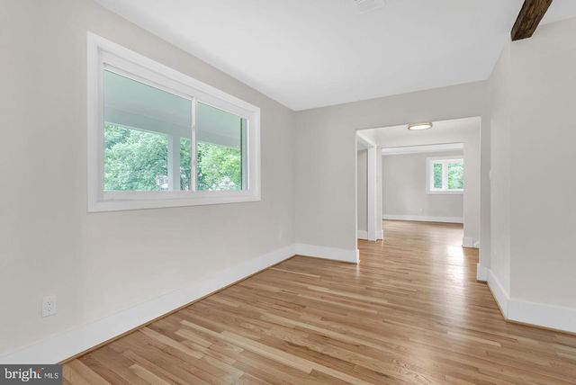 10911 CHANDLER RD, Potomac, MD 20854