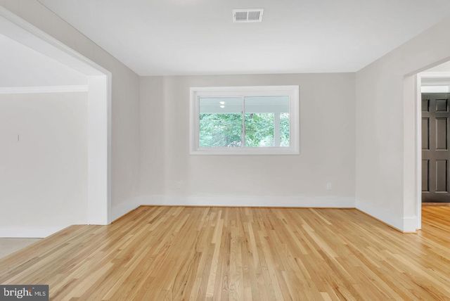 10911 CHANDLER RD, Potomac, MD 20854