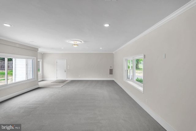 10911 CHANDLER RD, Potomac, MD 20854